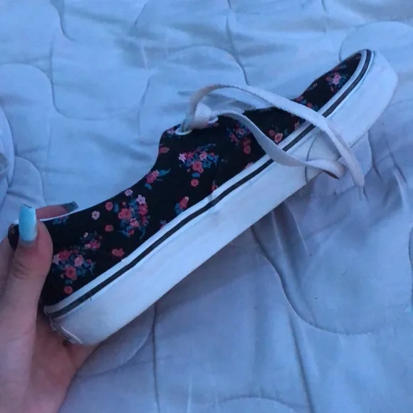 Flower vans - Picture 4 of 5